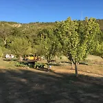 Vjosa Rafting & Eco Albturist & Outdoor Sports Center Campingplatz