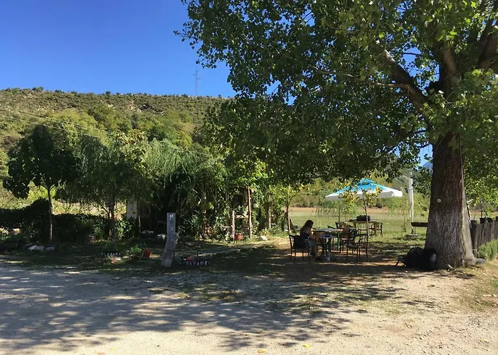Albturist Ecocamping & Outdoor Sports Center Κάμπινγκ Πρεμετή