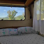 Vjosa Rafting & Eco Camping Albturist & Outdoor Sports Center 营地 *