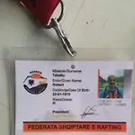 Vjosa Rafting & Eco Camping Albturist & Outdoor Sports Center 营地