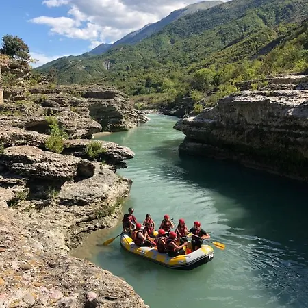 Albturist Ecocamping & Outdoor Sports Center Kemp Përmet