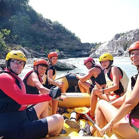 Vjosa Rafting & Eco Camping Albturist & Outdoor Sports Center 캠프장 *
